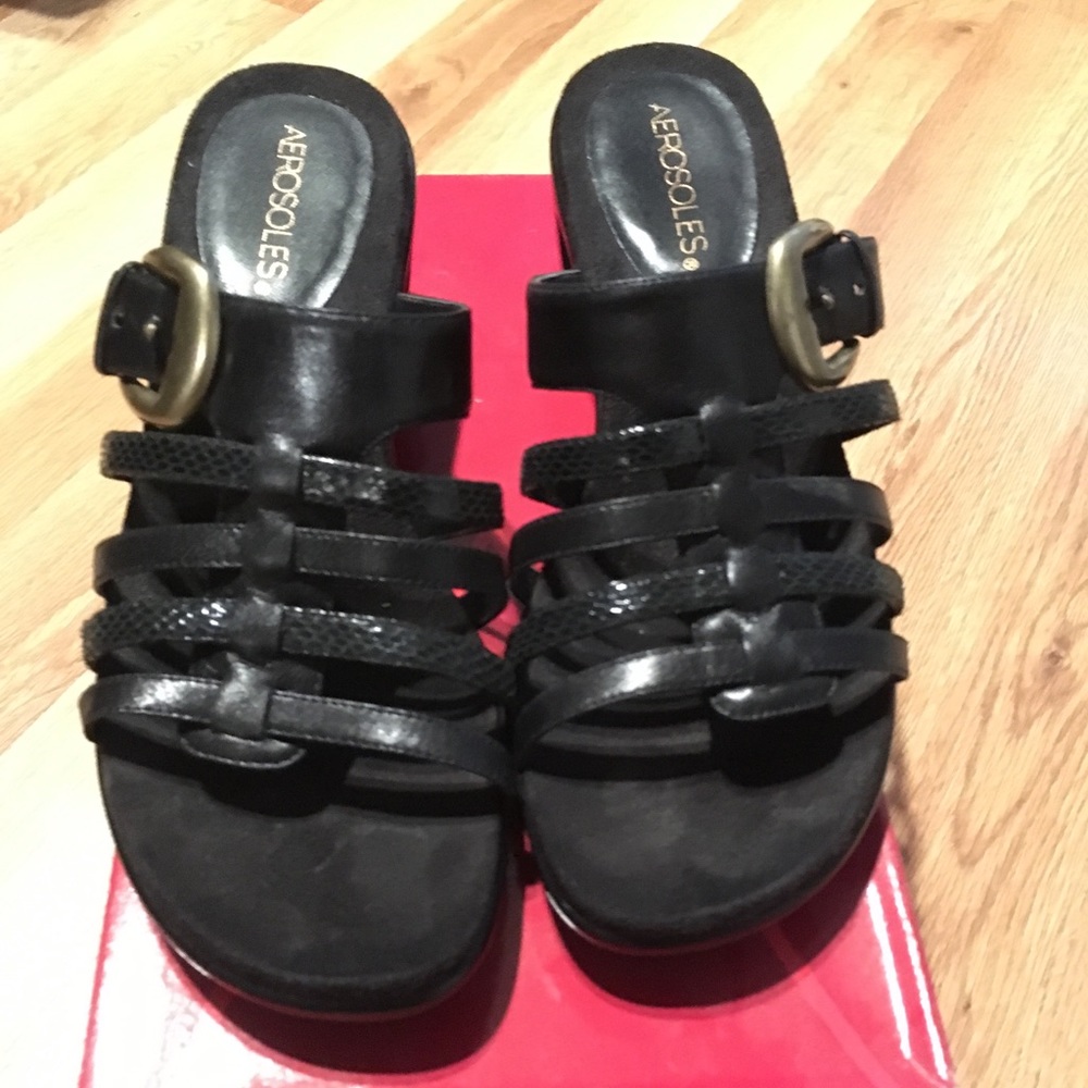 Aerosoles Thready Bear 7M Black Sandals worn once